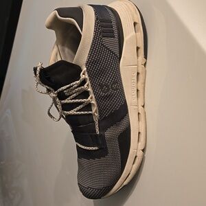 On Cloud Cloudnova Blue/White Sneakers